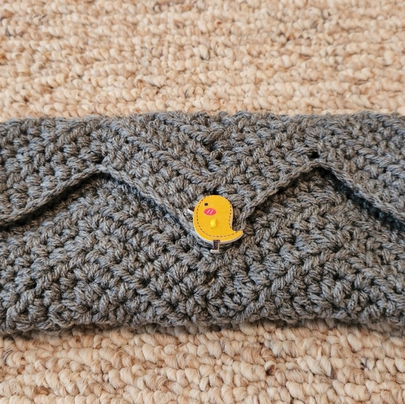 Handmade Crocheted Heather Grey Clutch - Picture 2 of 6